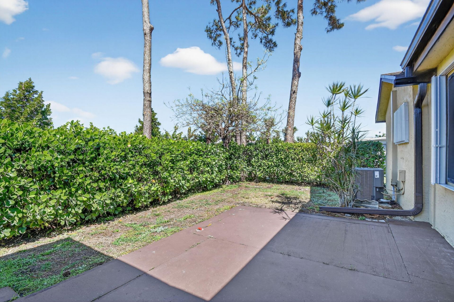 7352 Pine Forest Circle, Lake Worth, FL 33467 Photo