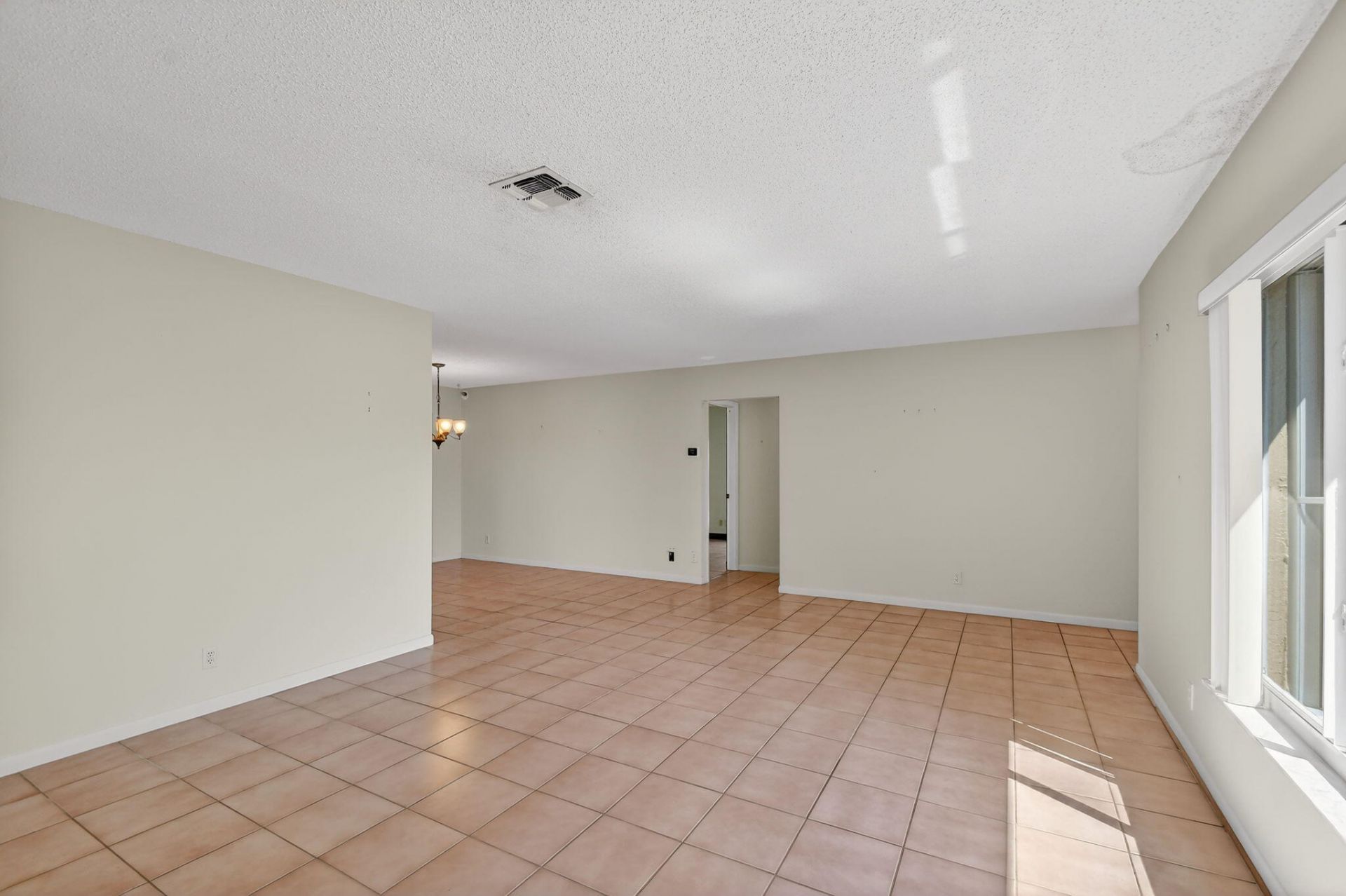 7352 Pine Forest Circle, Lake Worth, FL 33467 Photo