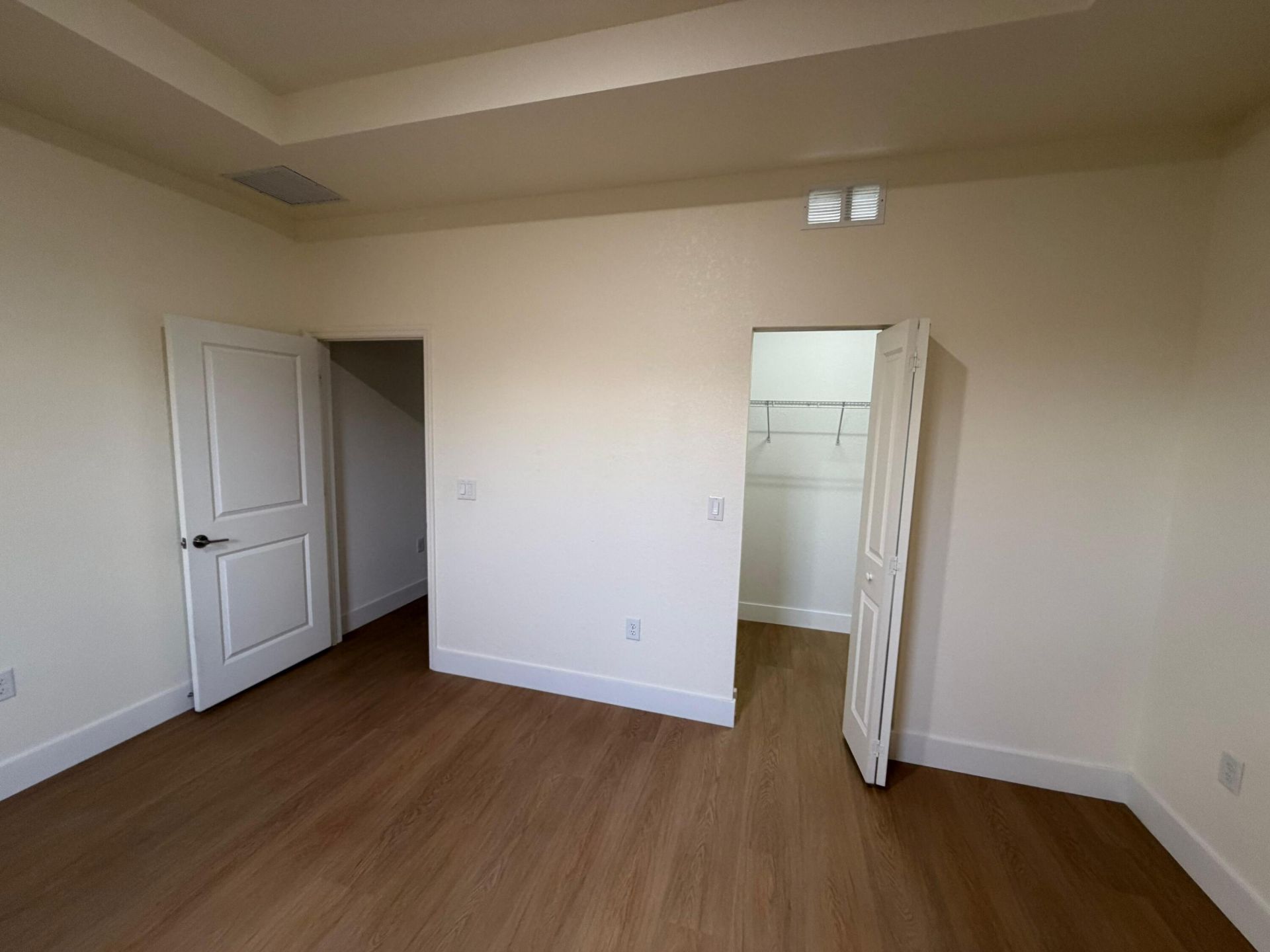 315 NE 208th Terrace, Miami, FL 33179 Photo