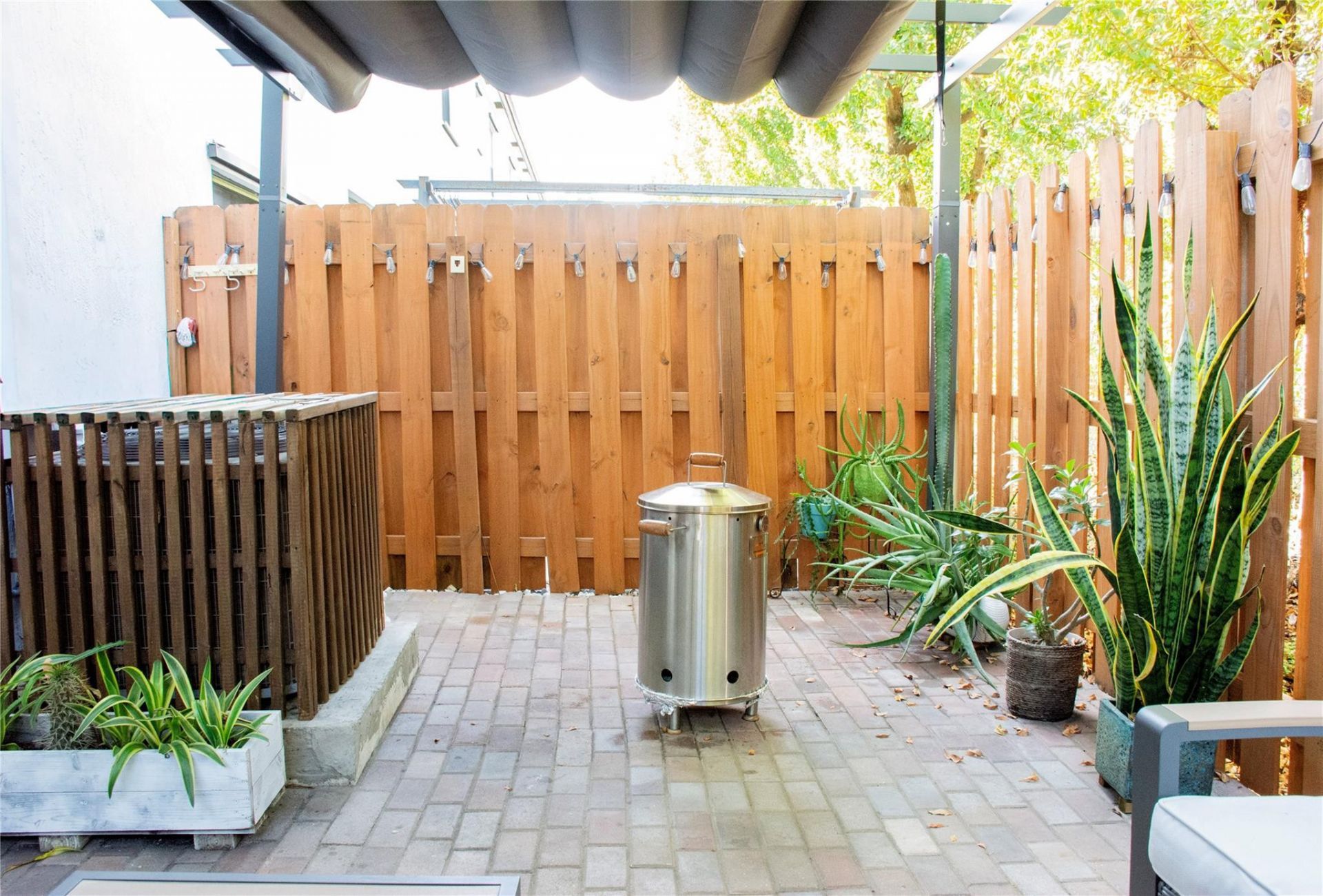 315 NE 208th Terrace, Miami, FL 33179 Photo