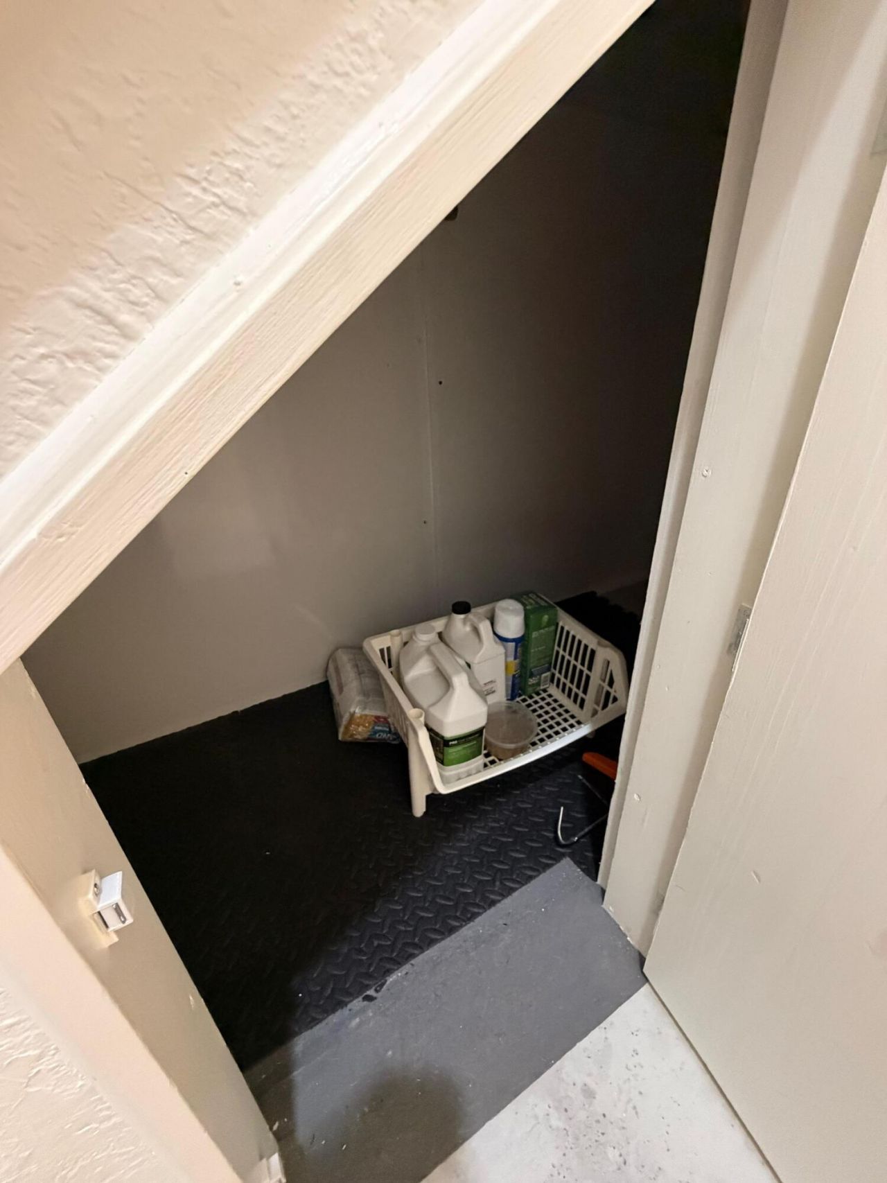 315 NE 208th Terrace, Miami, FL 33179 Photo