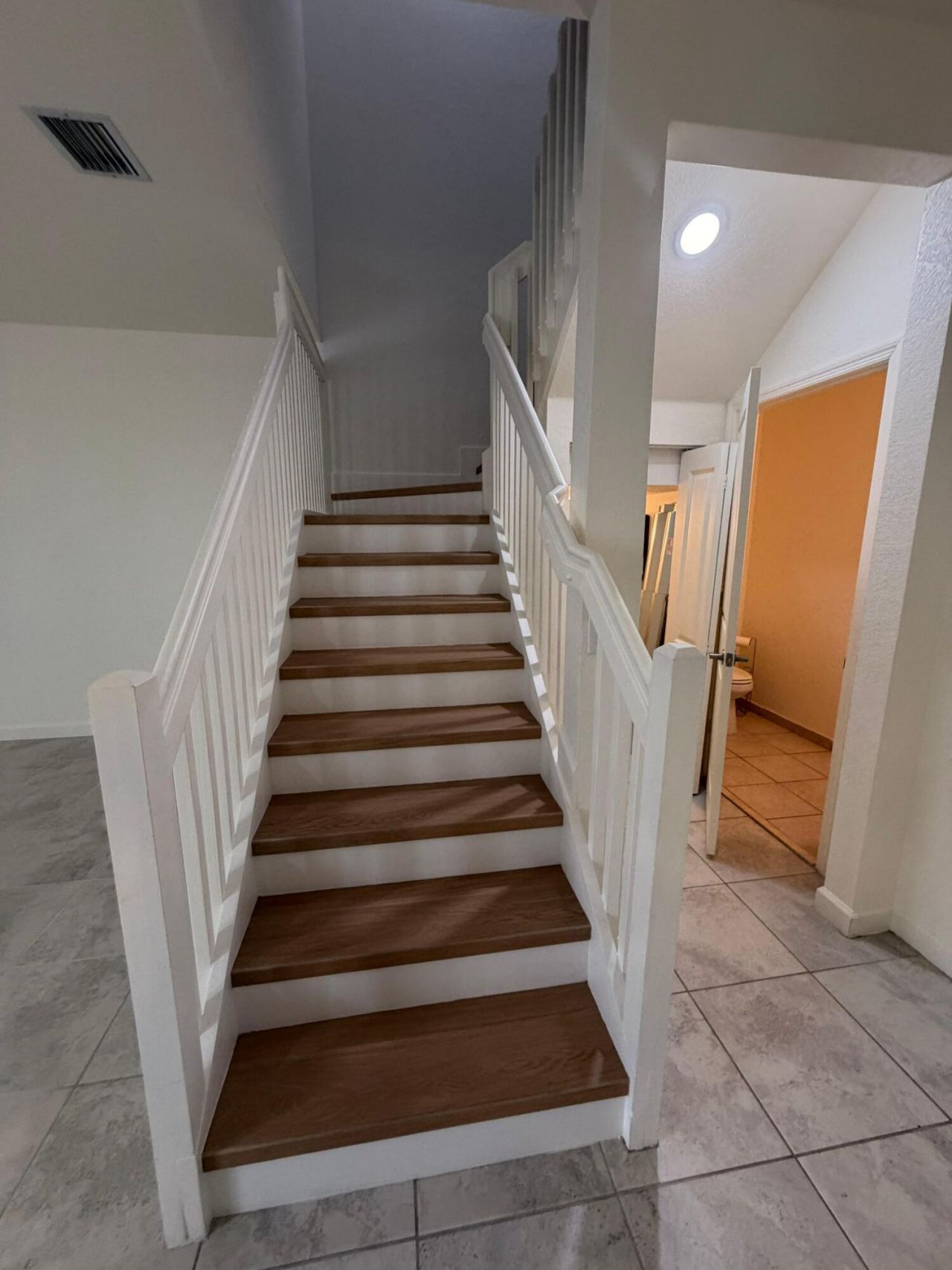 315 NE 208th Terrace, Miami, FL 33179 Photo