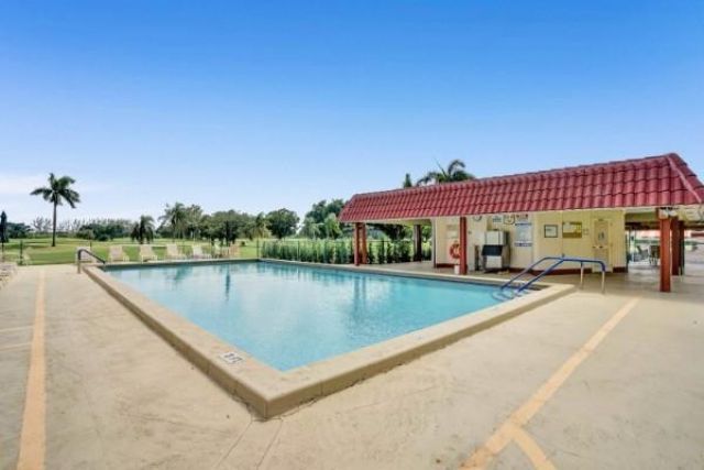 8900 Washington Boulevard, Unit 416, Pembroke Pines, FL 33025 Photo