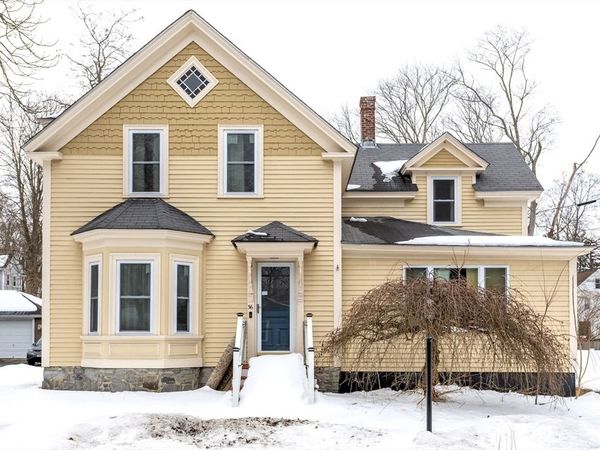 36 Brown St, Maynard, MA 01754
