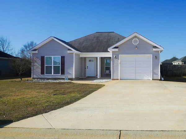 105 Ellington Court, Perry, GA 31069