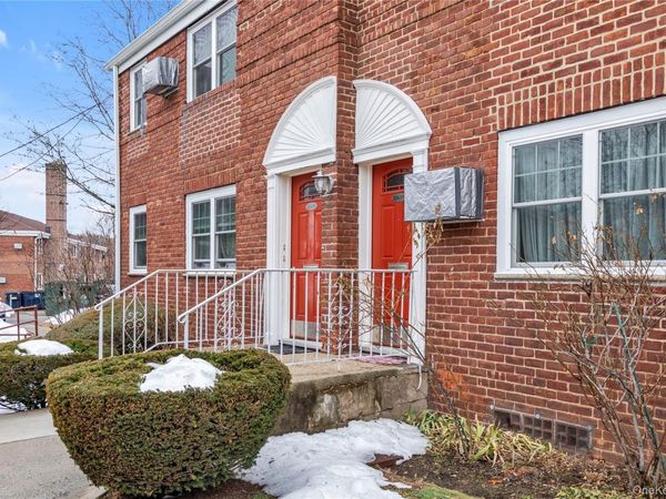 22455 Kingsbury Avenue , Unit B, Oakland Gardens, NY 11364