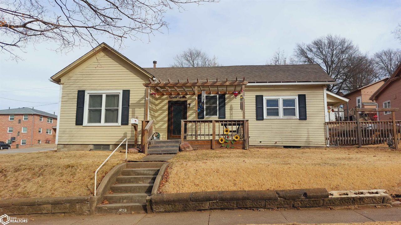 701 E Washington Avenue, Red Oak, IA 51566 Main Photo