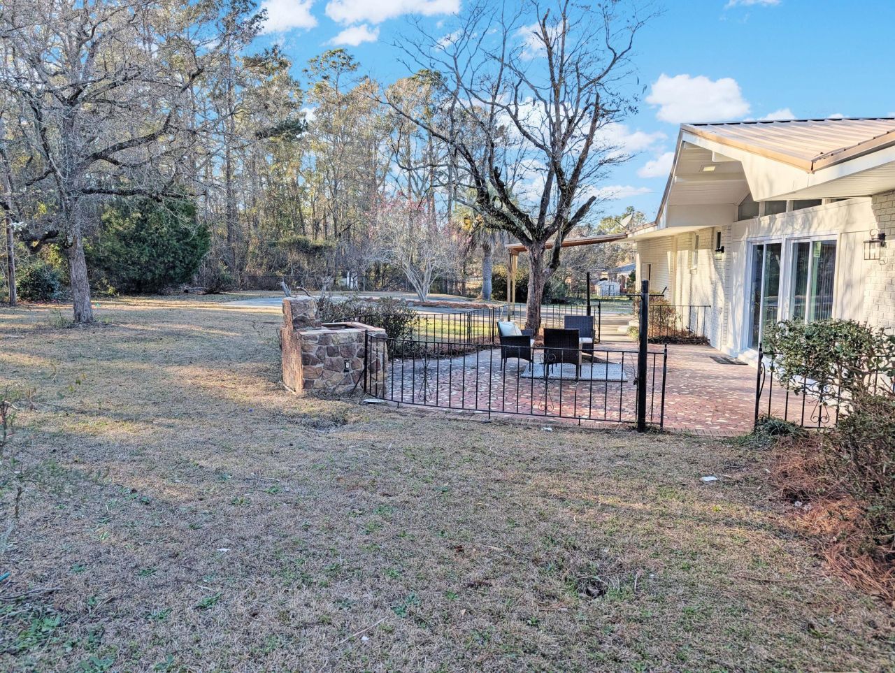 1535 Sifly Road Photo 29