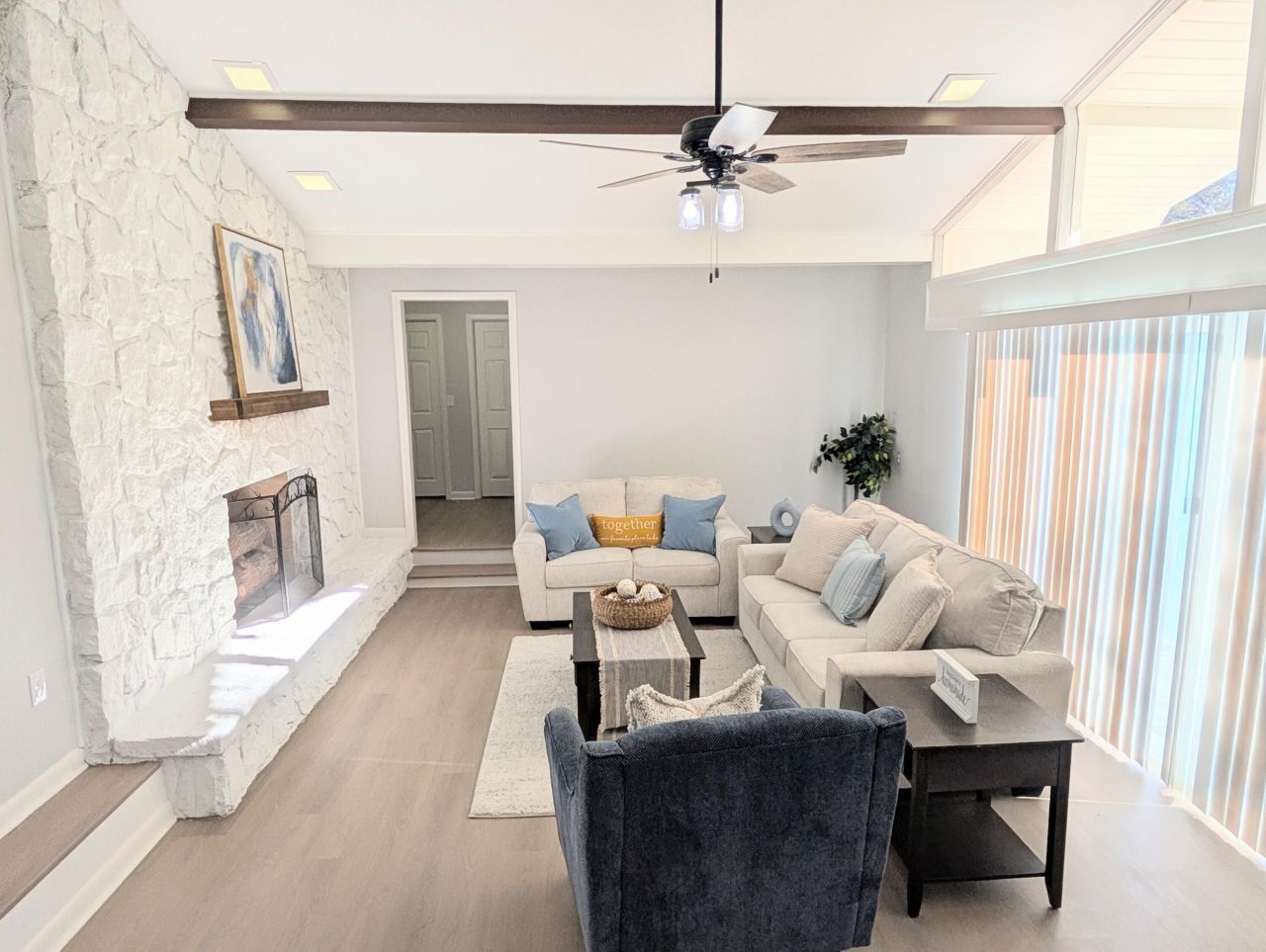 1535 Sifly Road Photo 5