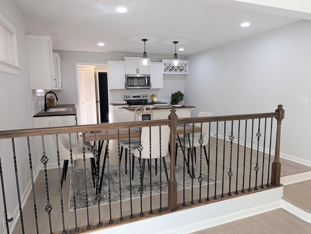 1535 Sifly Road Photo 9