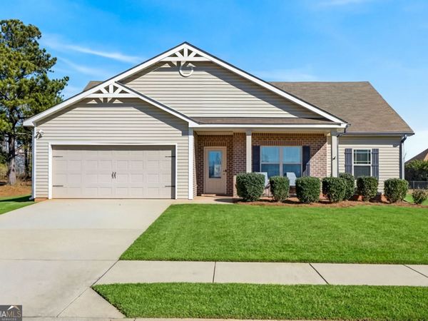 105 Garnet Lane, Griffin, GA 30224