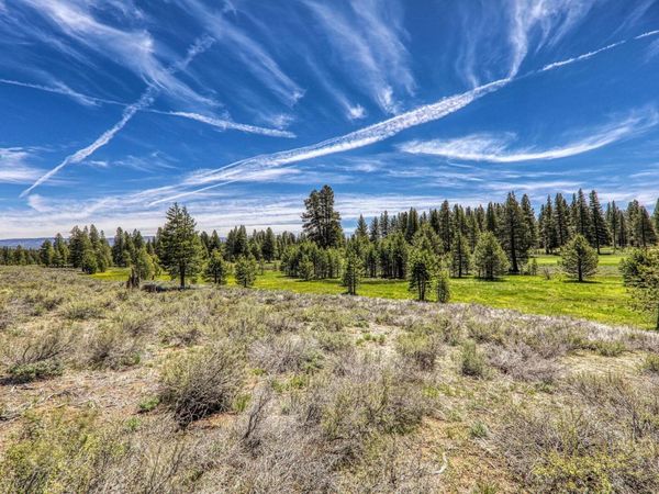 10800 Ghirard Court, Truckee, CA 96161