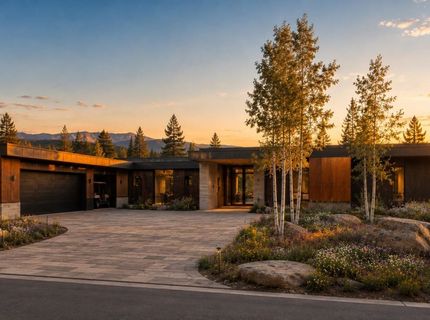 10800 Ghirard Court, Truckee, CA 96161 Photo