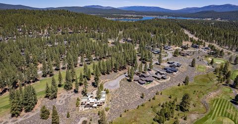 10800 Ghirard Court, Truckee, CA 96161 Photo