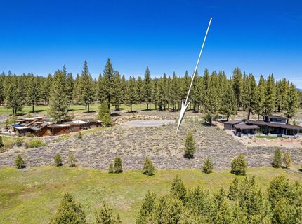 10800 Ghirard Court, Truckee, CA 96161 Photo