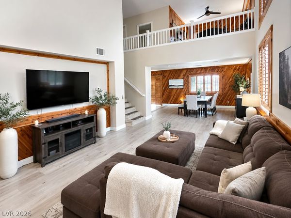 6228 Autumn Creek Drive, Las Vegas, NV 89130