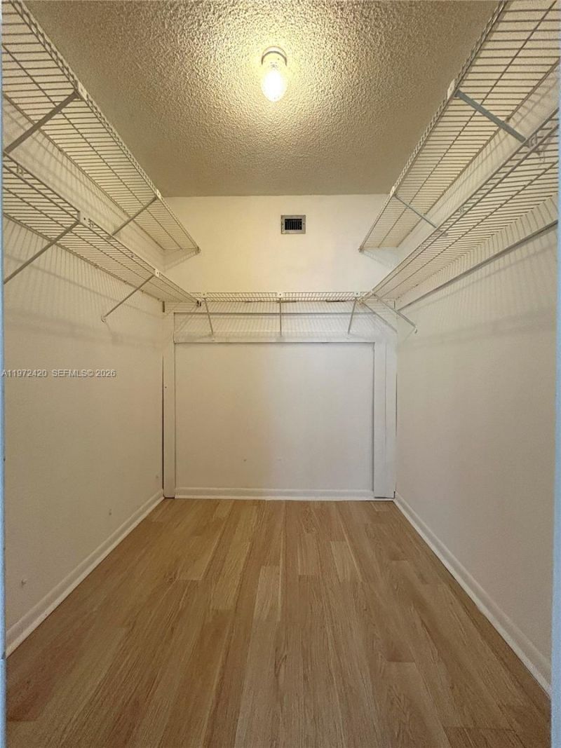 6005 Del Lago Cir, Unit 210, Sunrise, FL 33313 Photo