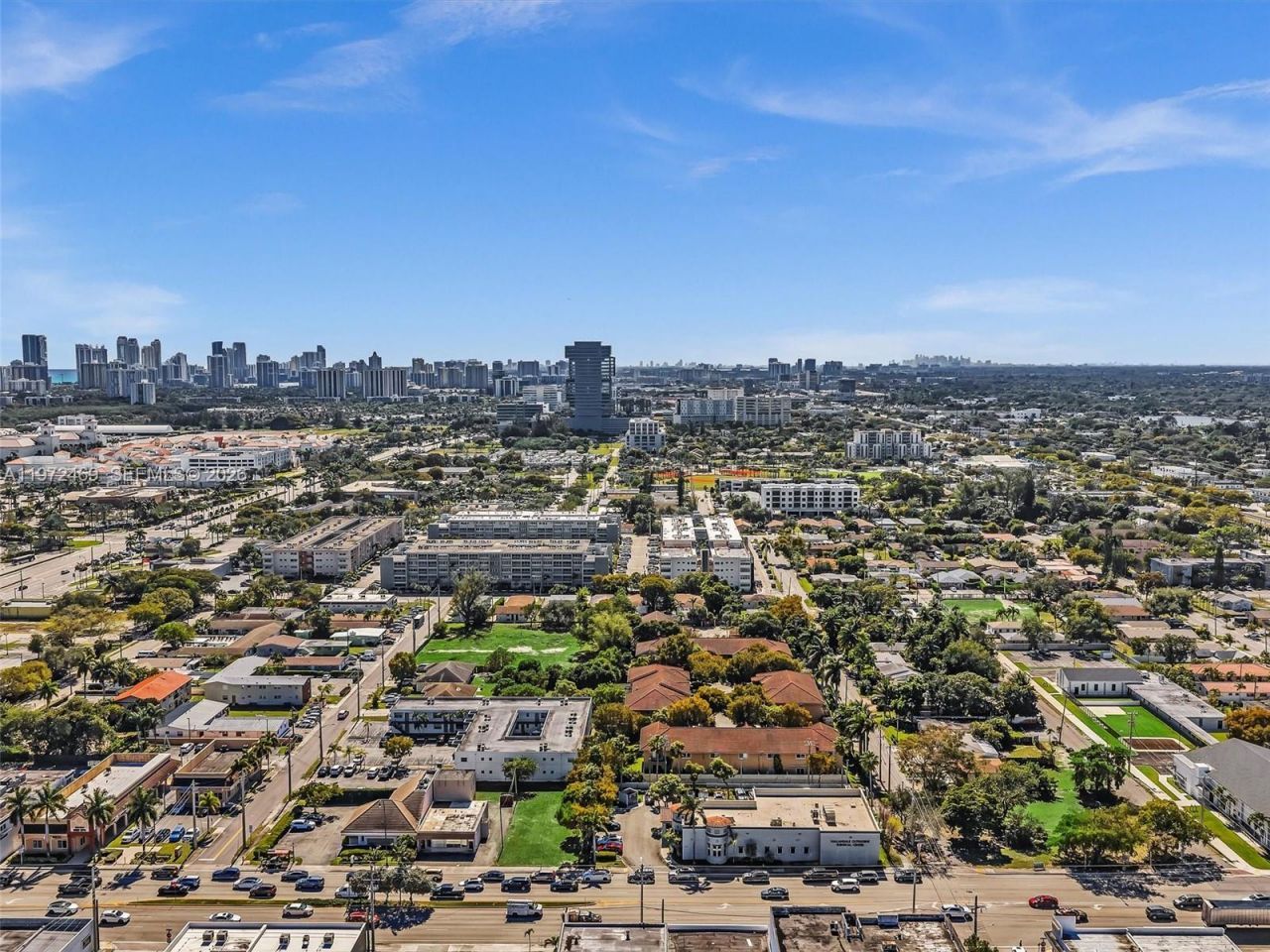 23 SE 3rd Ave , Hallandale Beach, FL 33009 Photo