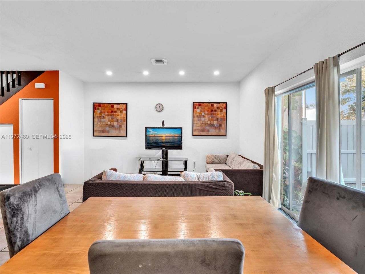 23 SE 3rd Ave , Hallandale Beach, FL 33009 Photo