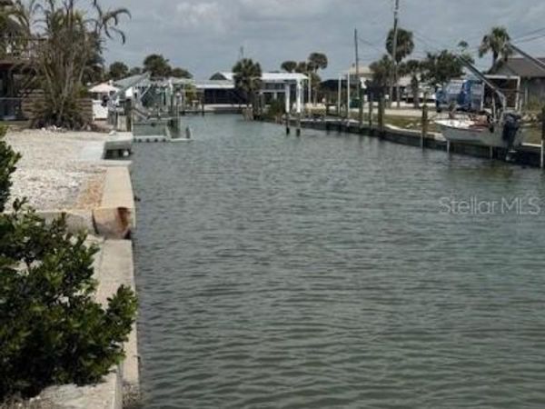 1275 HOLIDAY DRIVE , ENGLEWOOD, FL 34223