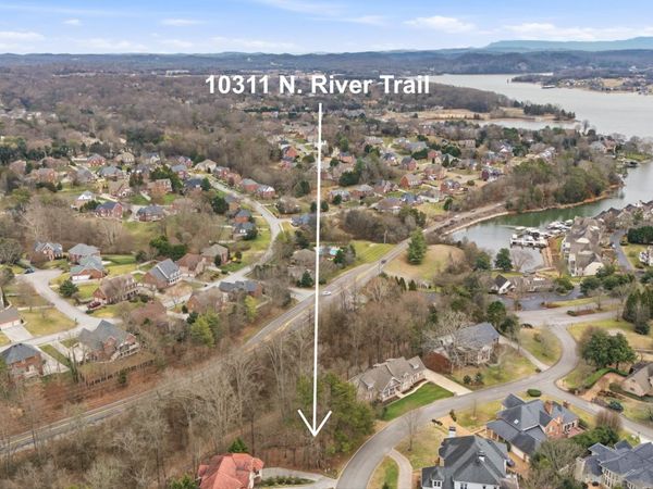10311 N River Tr, Knoxville, TN 37922