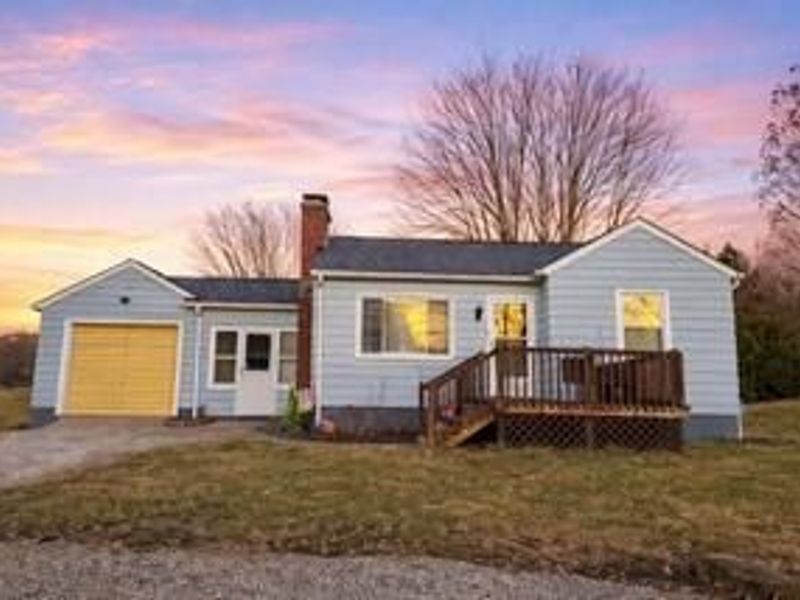 2870 BIS Road SW, Lancaster, OH 43130 Photo 1