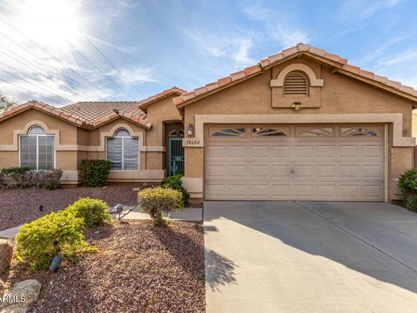 18604 N 30th Place, Phoenix, AZ 85050