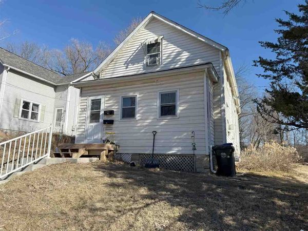 524 N Governor St, Iowa City, IA 52245