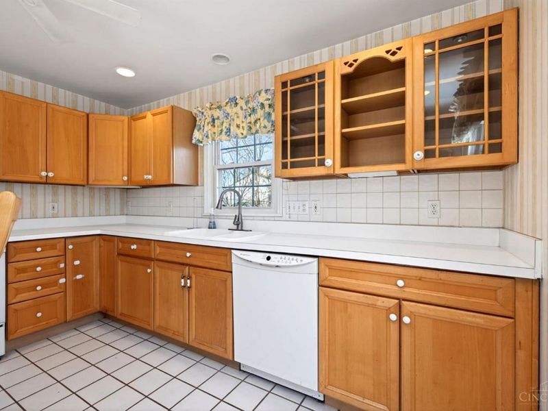 6542 Rainbow Lane, Cincinnati, OH 45230 Photo 11