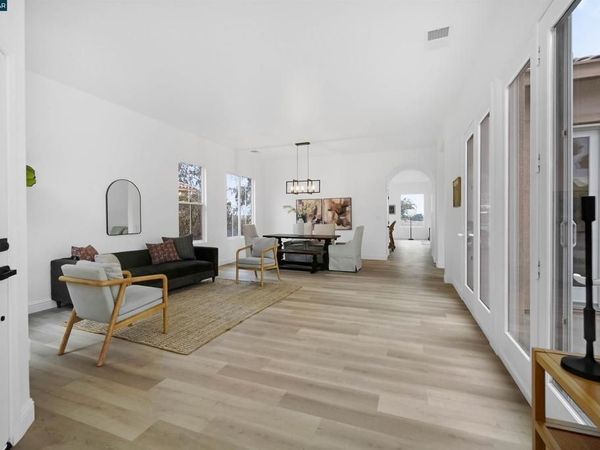 175 Oakridge Way, Rio Vista, CA 94571