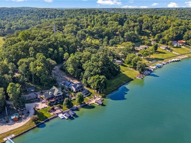 490 E Mohawk Drive, Malvern, OH 44644 Photo 6