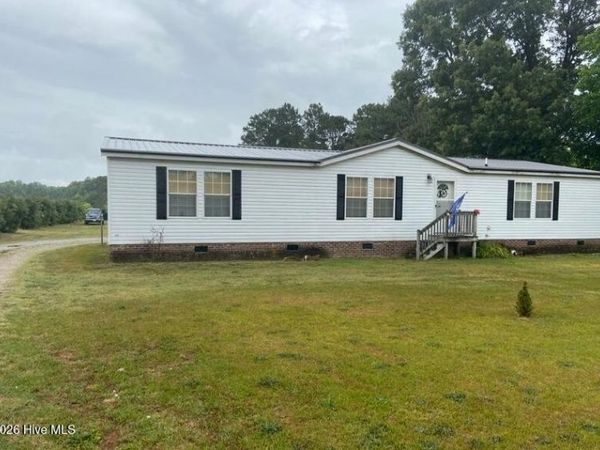 2782 E Old Spring Hope Road, Nashville, NC 27856