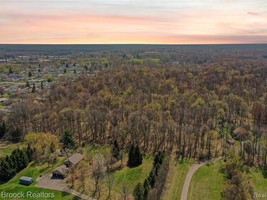 0000 Blue Bird Lane, Highland Twp, MI 48357