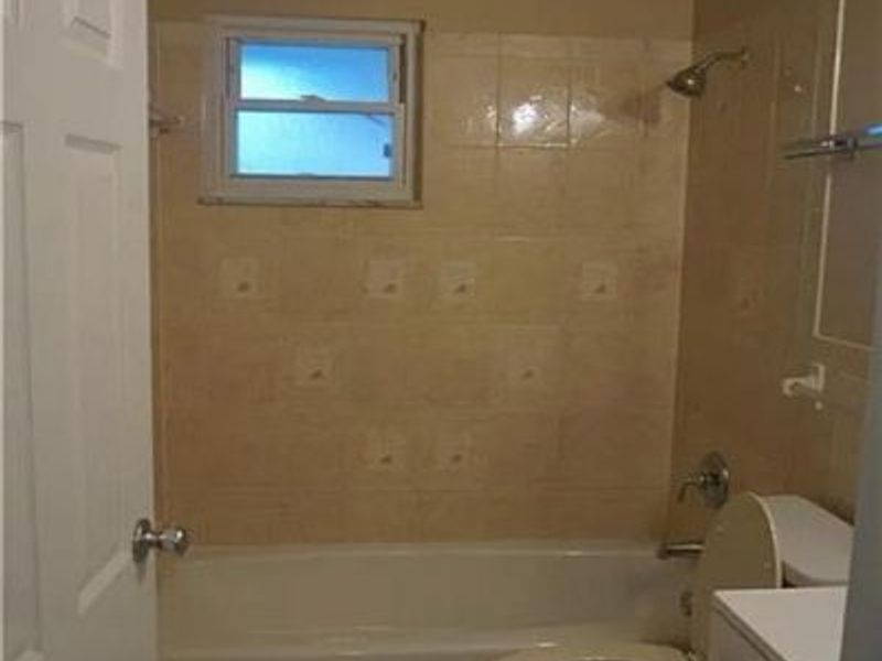 5037 Retford Drive, Dayton, OH 45417 Photo 8