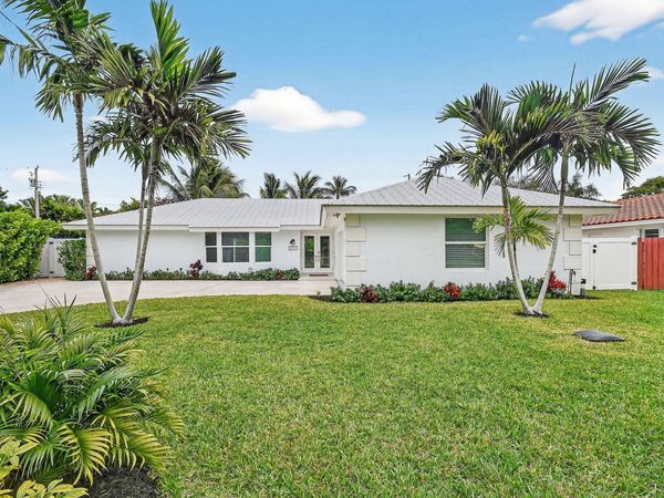 19228 Caribbean Court, Jupiter, FL 33469