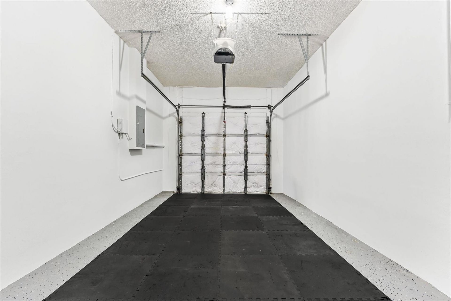 1135 Buttonwood Lane, Hollywood, FL 33019 Photo