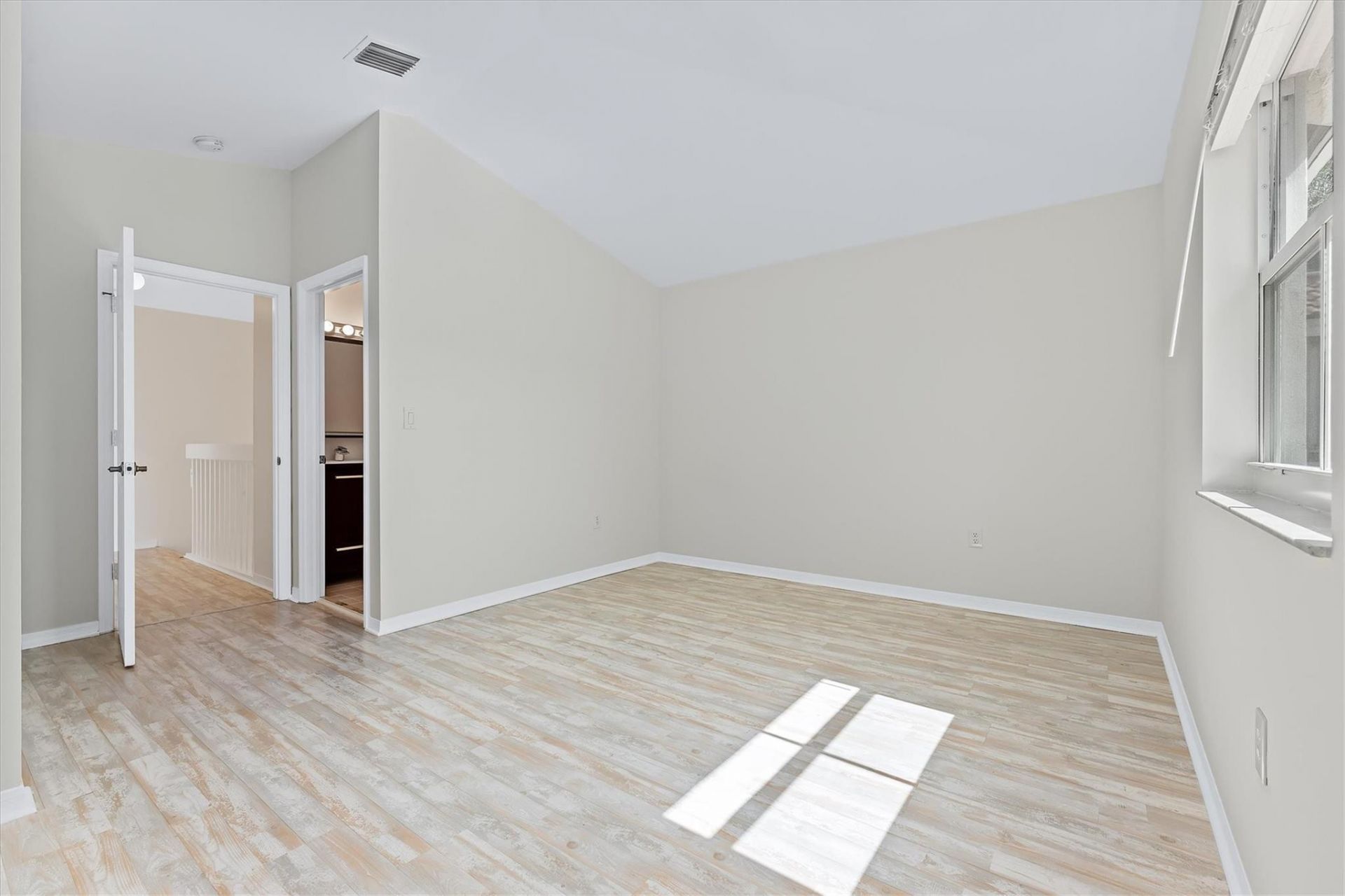 1135 Buttonwood Lane, Hollywood, FL 33019 Photo