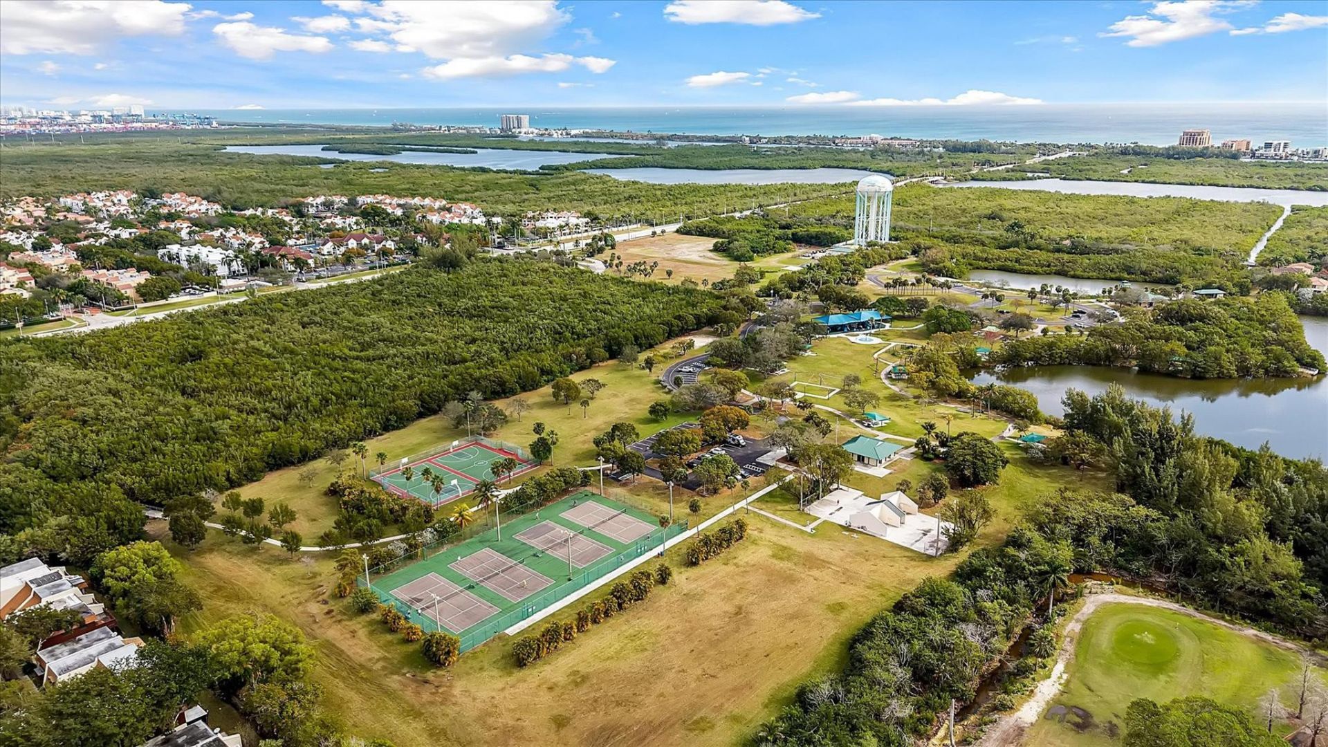 1135 Buttonwood Lane, Hollywood, FL 33019 Photo