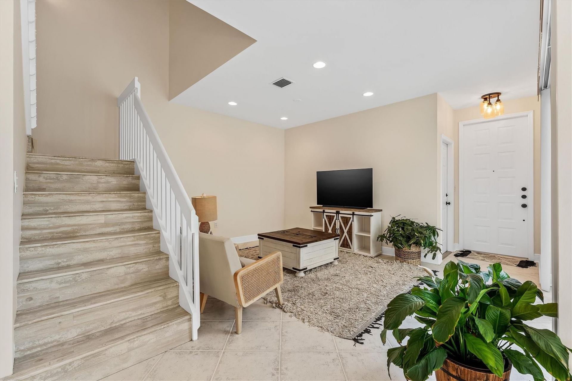 1135 Buttonwood Lane, Hollywood, FL 33019 Photo