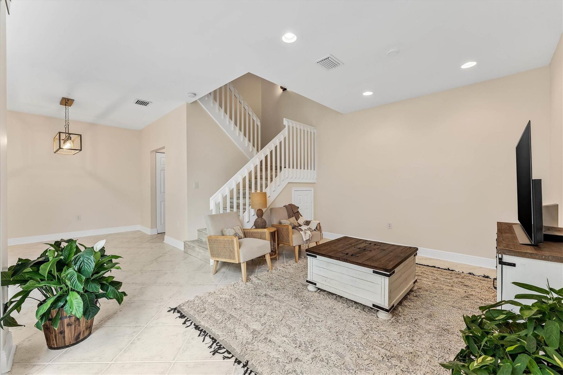 1135 Buttonwood Lane, Hollywood, FL 33019 Photo