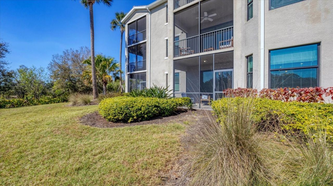 17510 Gawthrop Drive, Unit 107, Bradenton, FL 34211 Photo