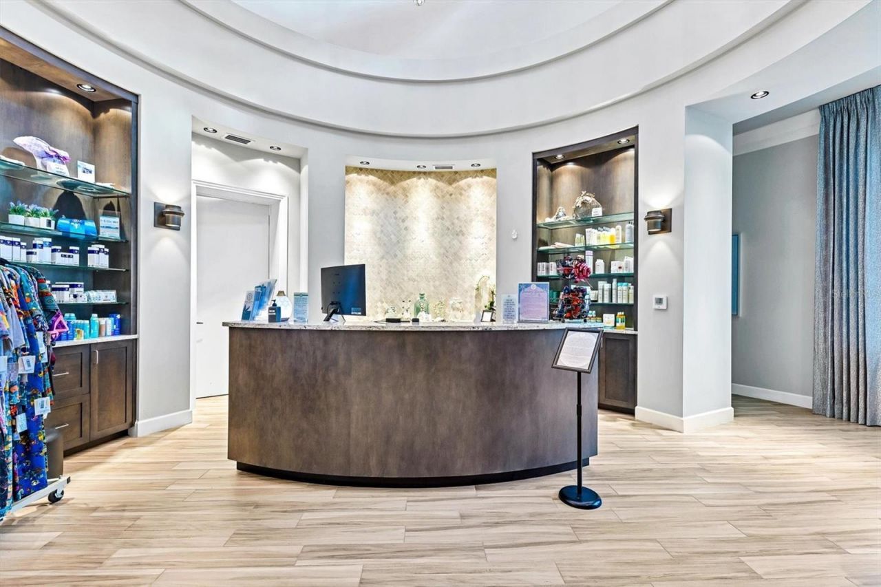 17510 Gawthrop Drive, Unit 107, Bradenton, FL 34211 Photo