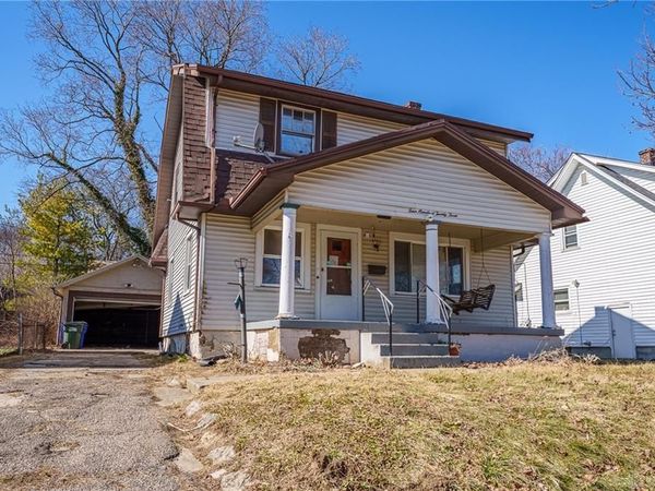 423 Sandalwood Drive, Dayton, OH 45405