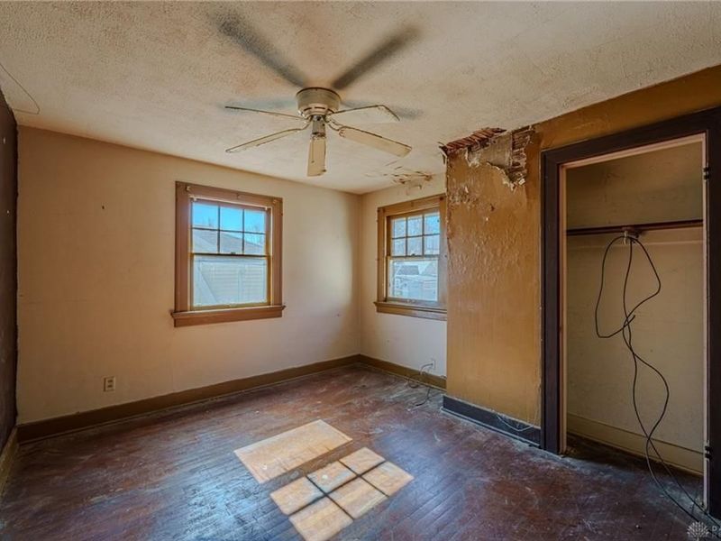 423 Sandalwood Drive, Dayton, OH 45405 Photo 12