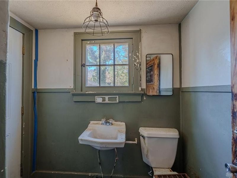 423 Sandalwood Drive, Dayton, OH 45405 Photo 8