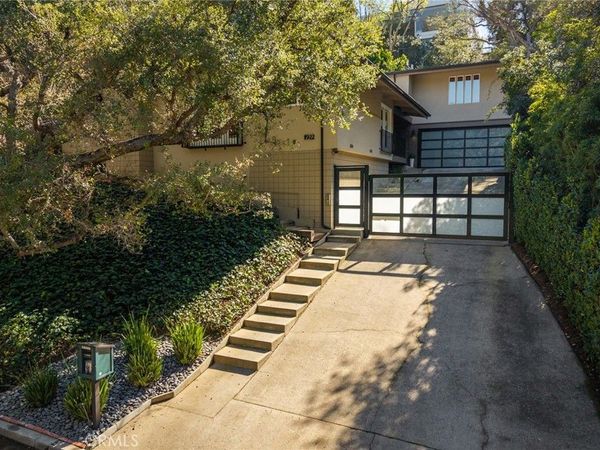 11922 Sunshine Terrace, Studio City, CA 91604