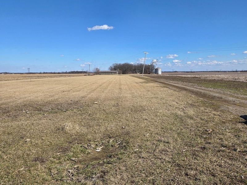 2105 Stonerock Road, Williamsport, OH 43164 Photo 2