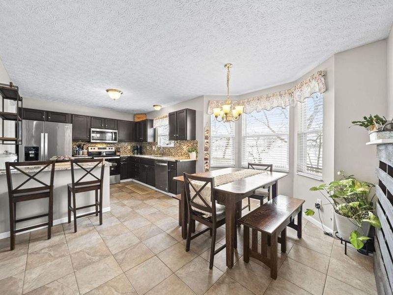 1276 Four Star Drive E, Galloway, OH 43119 Photo 13