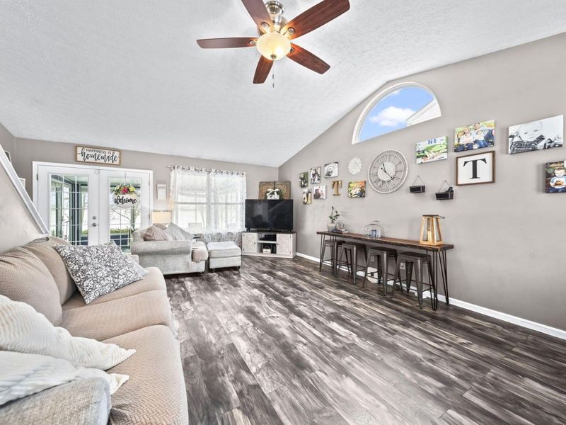 1276 Four Star Drive E, Galloway, OH 43119 Photo 19