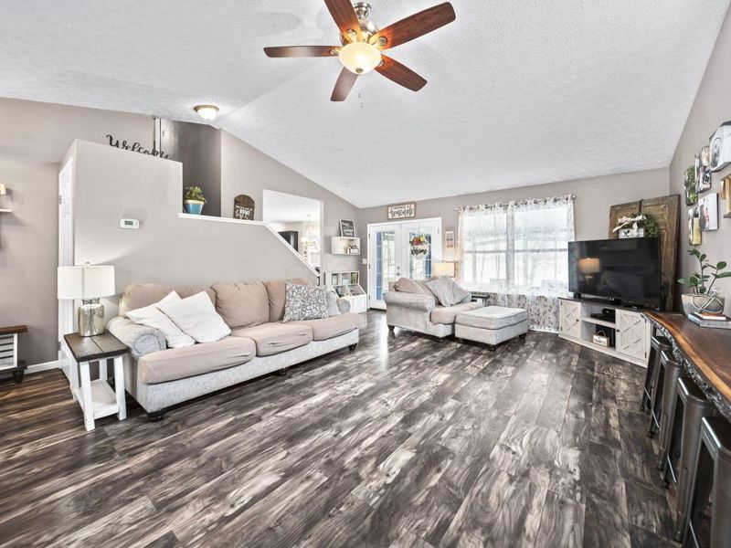 1276 Four Star Drive E, Galloway, OH 43119 Photo 20